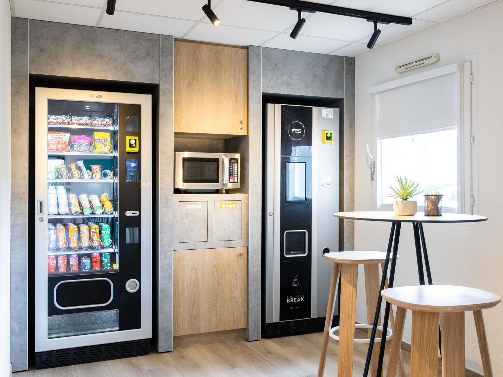 Ibis Budget Carcassonne Aeroport - A61 외부 사진